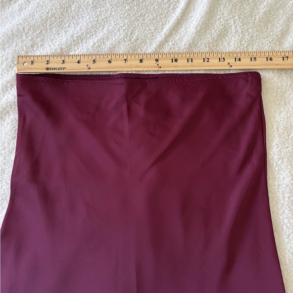 Women’s Elastic High Waist Solid Burgundy Maxi Skirt - Picture 4 of 10